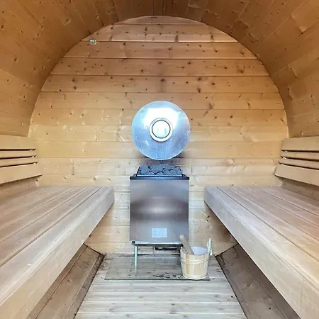 Nettes In Mit Sauna, Grill Und Whirlpool Prázdninový dům *